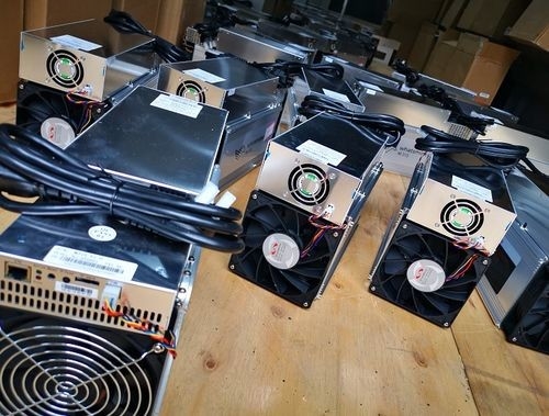 SHA 256 3360W Whatsminer M31s+ 80.o Hashrate con las fans de la fuente de alimentación 2